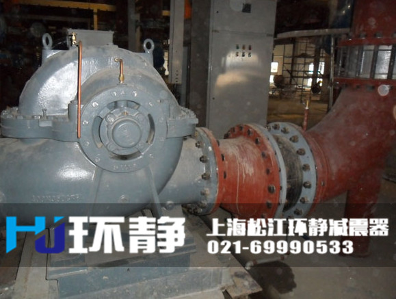 香港港島深水灣高壓管道<a href=http://www.czfjkj.com target=_blank class=infotextkey>橡膠接頭</a>運行實圖